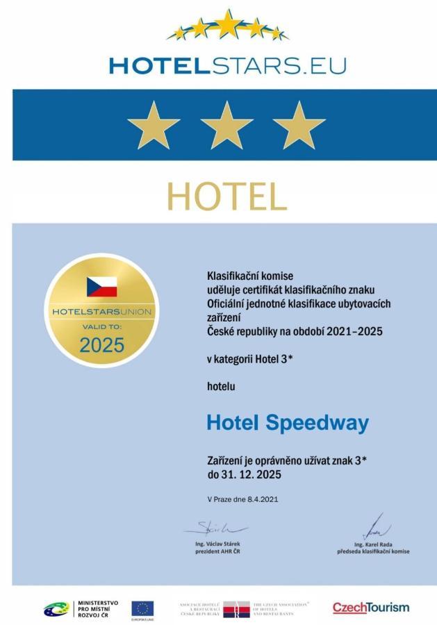 Penzion Speedway Mariánské Lázně Екстериор снимка